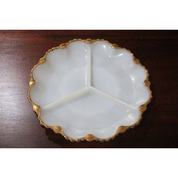 Anchor Hocking Fire King Teacup and Saucers Swirl Milk Gold Vint Glass  Set of 6 - Picture 9 of 11